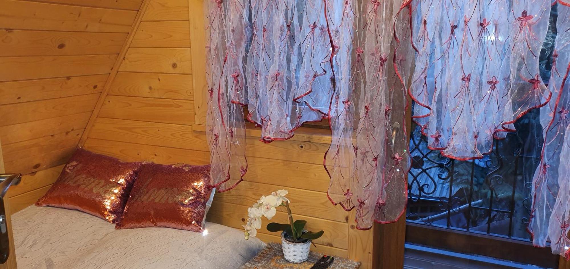 Domki Mroz Zakopane Bilik gambar